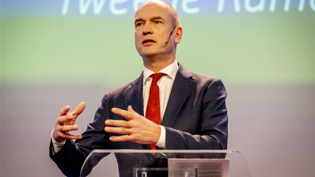 Segers: geen 'pestmaatregelen' asielzoekers, wel praten over migratie