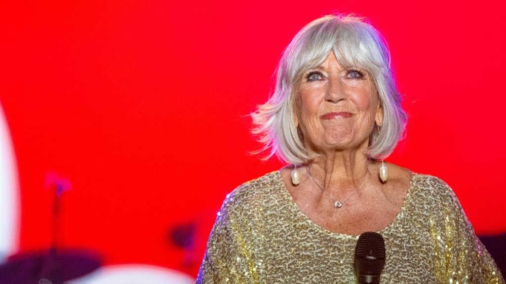 Willeke Alberti geeft eerste optreden na overlijden van dochter: 'Lieve publiek gemist'