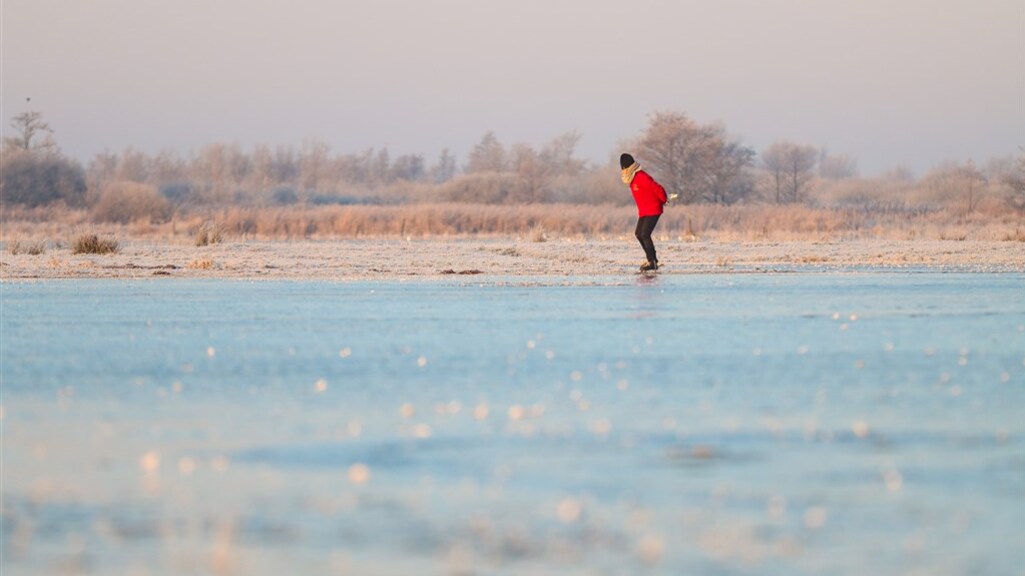 Schaatsen uit het vet? 'Waag je nog niet op natuurijs, het is levensgevaarlijk'