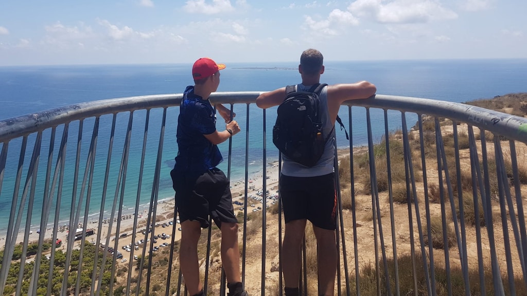 "Mijn zoon Ties en ik tijdens onze vakantie in Spanje in het gebied waar ik altijd wandel."