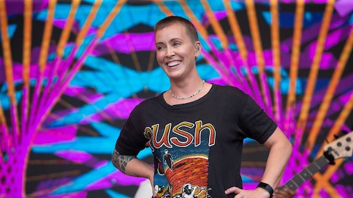 Zangeres Anouk verrast Instagram-volgers met nieuwe coupe