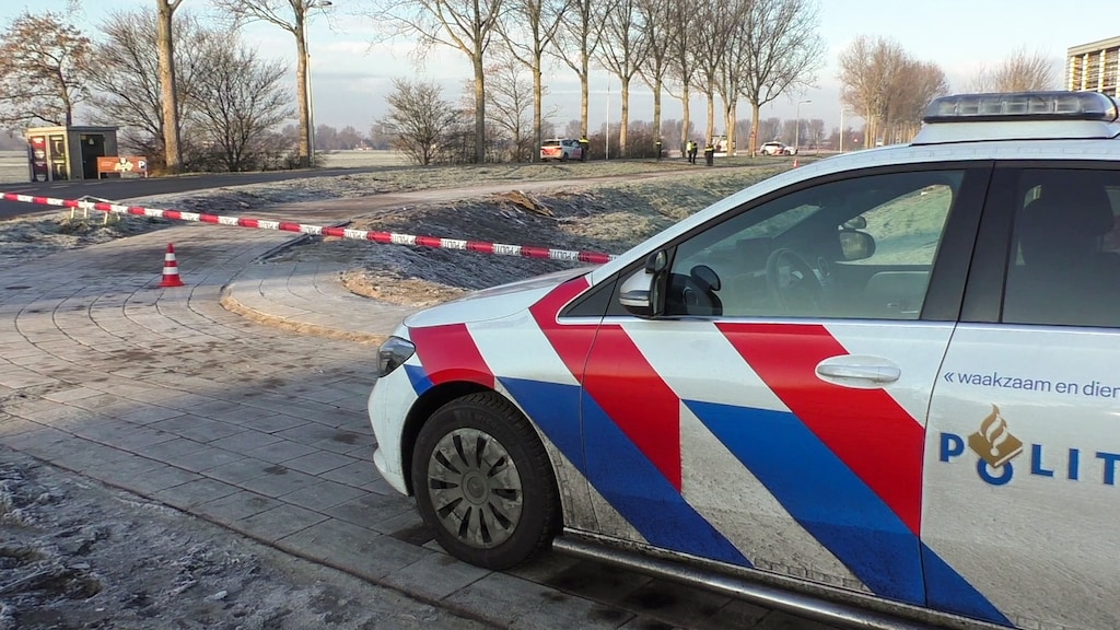 Fietser overleden na val van gladde dijk Brielle