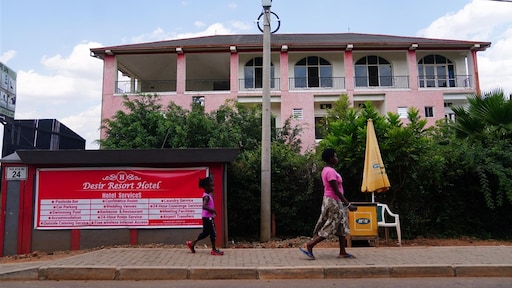 VK mag asielzoekers naar Rwanda uitzetten, oordeelt rechtbank