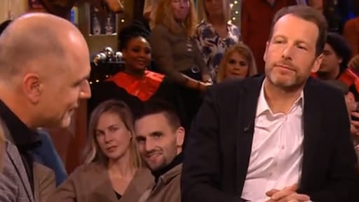 Kijkers genieten van Top 2000 a gogo met Herman van der Zandt