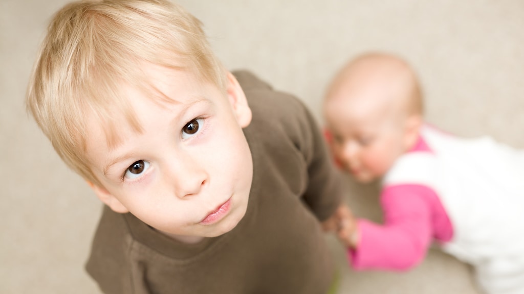 'Mijn zoontje kan zijn babybroertje maar niet accepteren'