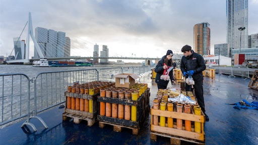Nationaal vuurwerk Rotterdam afgelast om harde wind
