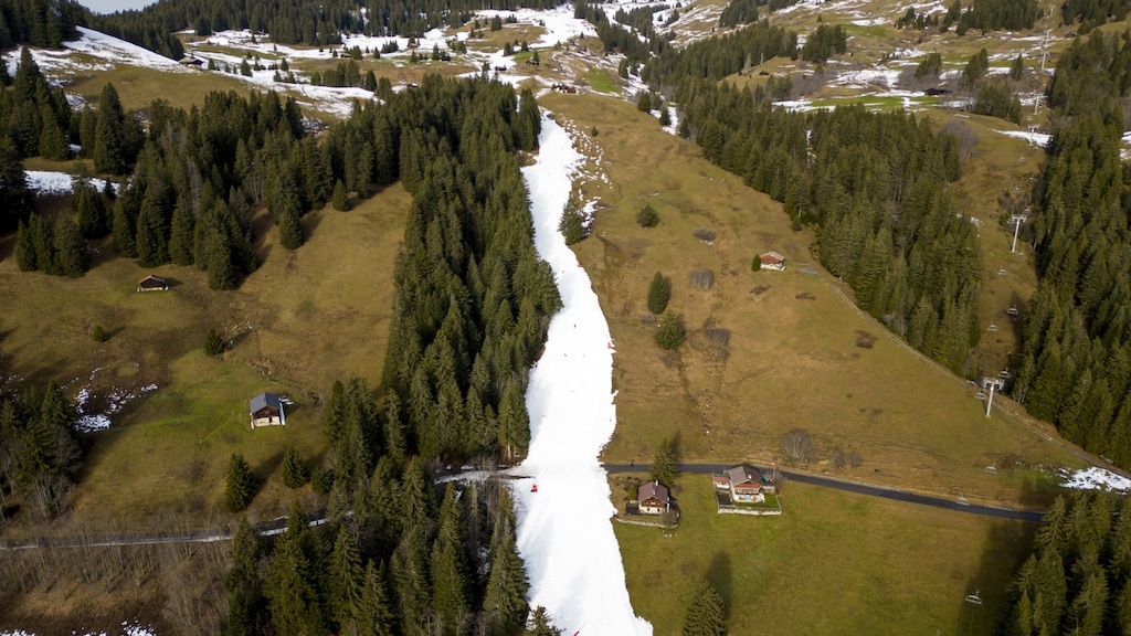 Het weer zorgt voor groene pistes in Zwitserland
