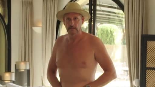 Gert Verhulst ontving brief van bezorgde fan: 'U hebt man boobs'