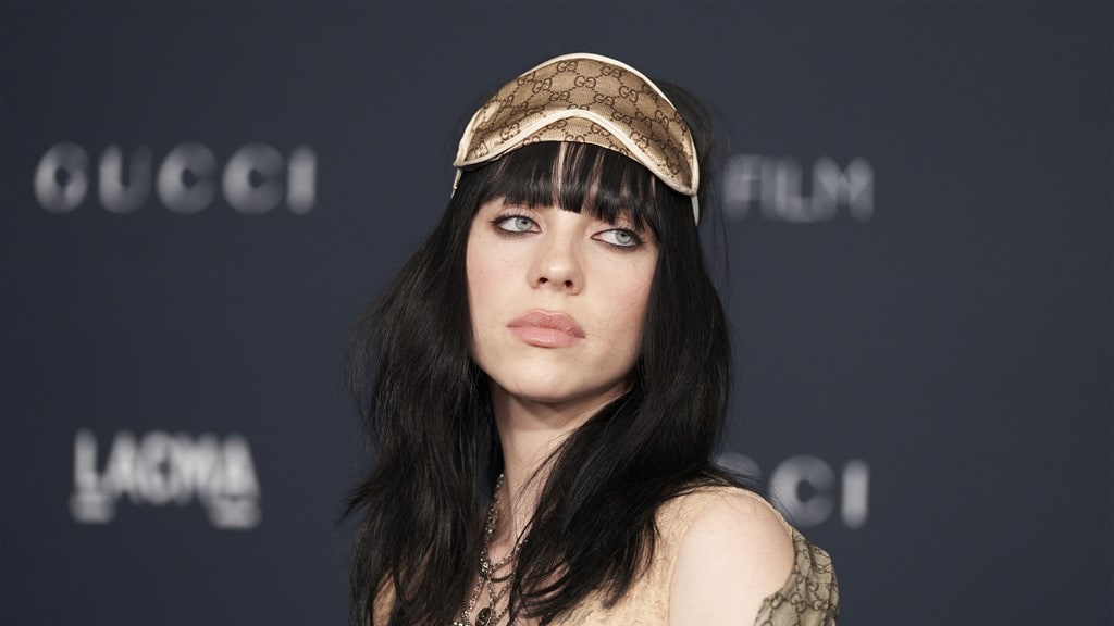 Billie Eilish voelde zich 'jarenlang belemmerd' door haar lichaam