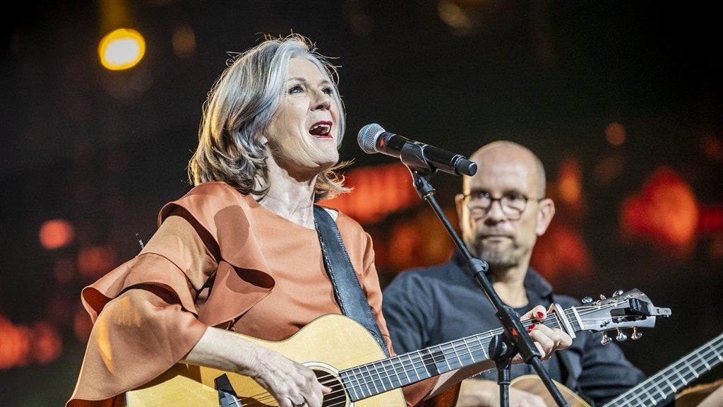 AVROTROS knipt Lenny Kuhr uit songfestivalconcert: 'Respectloos'