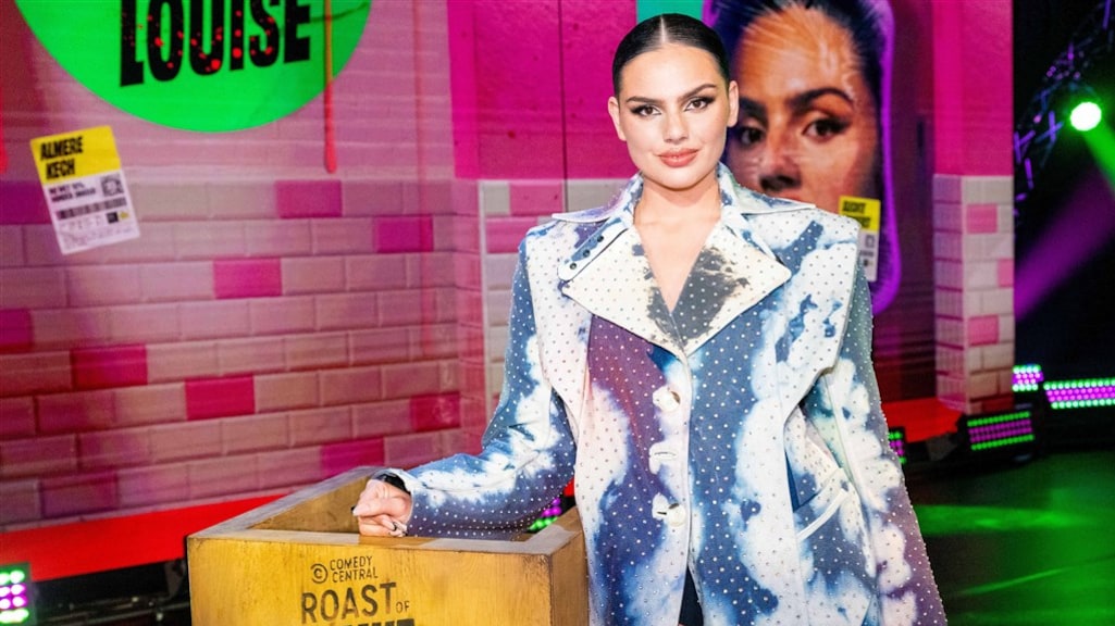 Famke Louise pakt muzikale carrière weer op: tekent bij nieuwe maatschappij