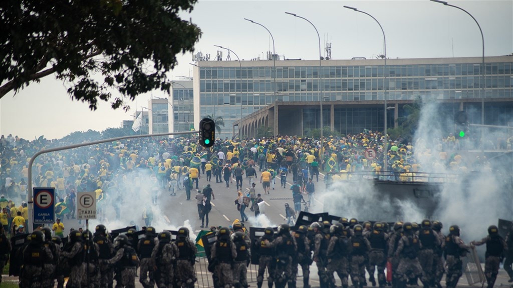 Braziliaanse senatoren gaan bij Amerikanen te rade om onderzoek bestorming