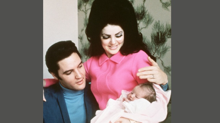 Een leven in het teken van de dood, dit was Lisa Marie Presley