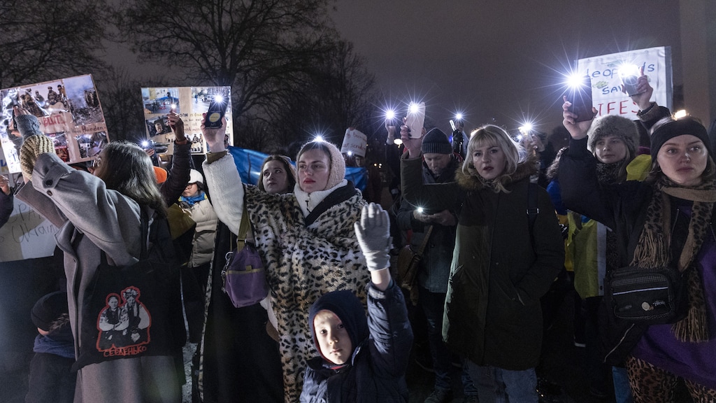 Protest in Berlijn gisteravond na het besluit om de Leopard-tanks niet te leveren.