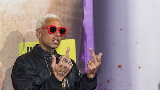 Bizzey laat 'lievere' kant zien op nieuw album