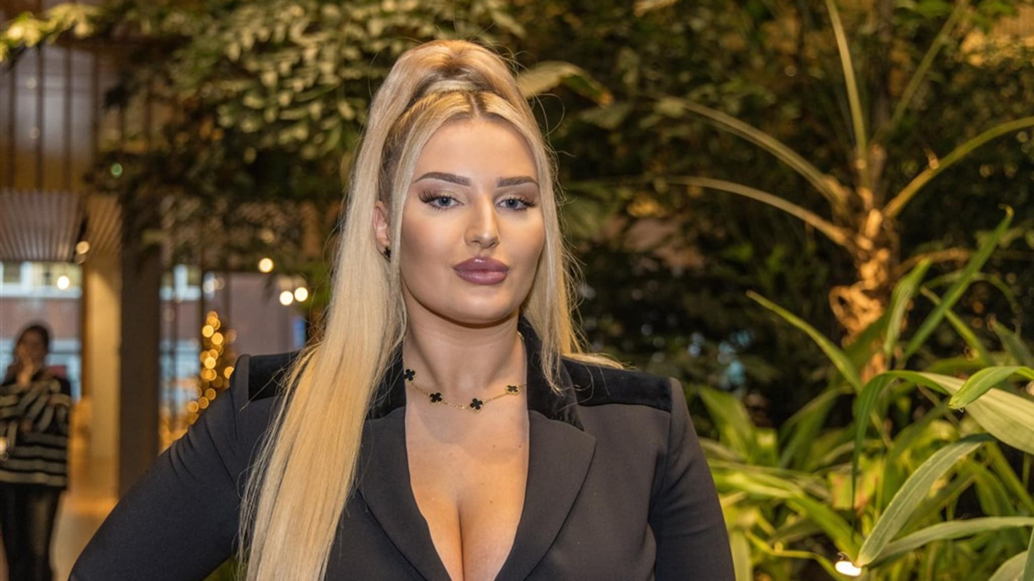 Fabiola Had Echte Meisjes In De Jungle Onderschat Dacht Dat We In Een fabiola-had-echte-meisjes-in-de-jungle-onderschat-dacht-dat-we-in-een