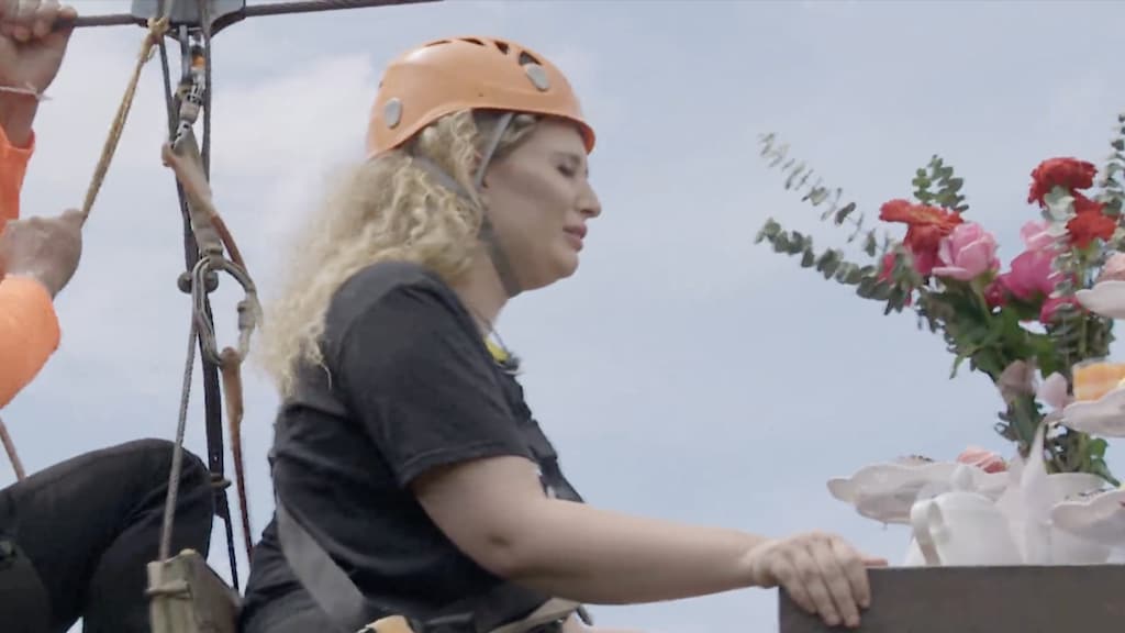 Fabiola staat doodsangsten uit in Echte Meisjes in de Jungle