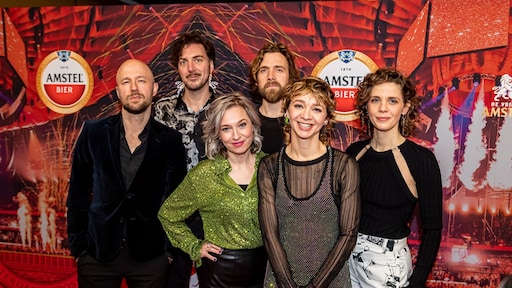 Krezip wil niet vertellen hoe U2 bij hun drummer is gekomen