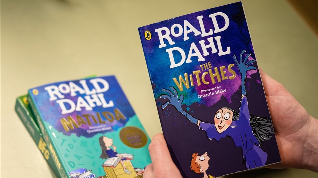 Boeken Roald Dahl blijven na kritiek ook beschikbaar in ongecensureerde vorm