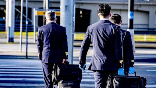 KLM lapt voorwaarden staatssteun aan de laars, geduld kabinet is op