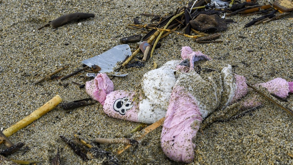 Migranten nemen gedwongen levensgevaarlijke routes over zee: 'Wreed en inhumaan'