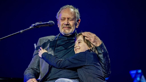 Rob de Nijs geeft update over zieke zoon: 'Aan het aansterken'