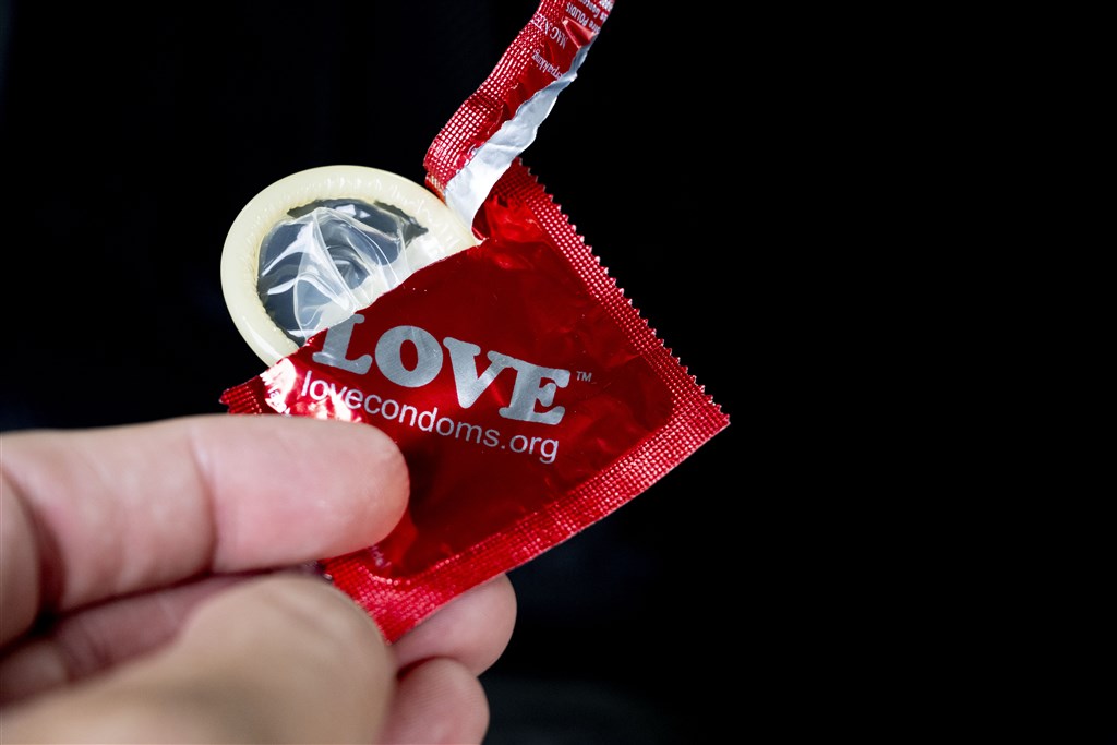 OM eist celstraffen van een jaar voor stiekem afdoen condoom