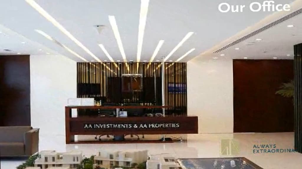 Een bedrijfsvideo van AA Properties toont aan dat het aan de maffia gelieerde bedrijf AA Investments op dezelfde plek kantoor hield.