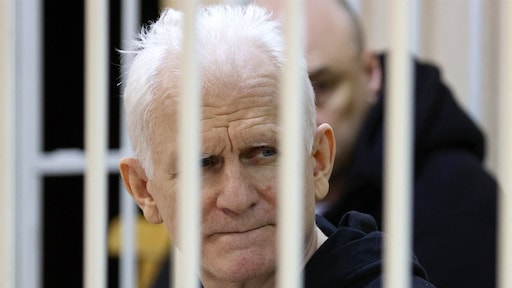 Nobelprijswinnaar in Belarus veroordeeld tot tien jaar cel