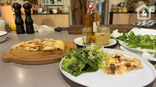 Hartige galette met appel, ui en brie én een groene salade