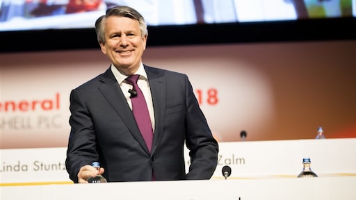 Ben van Beurden verdiende meer dan 100 miljoen euro bij Shell