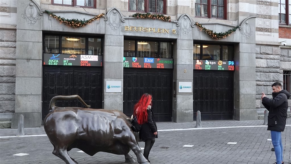 Onrust Credit Suisse slaat over: knauw voor koersen van banken op Damrak