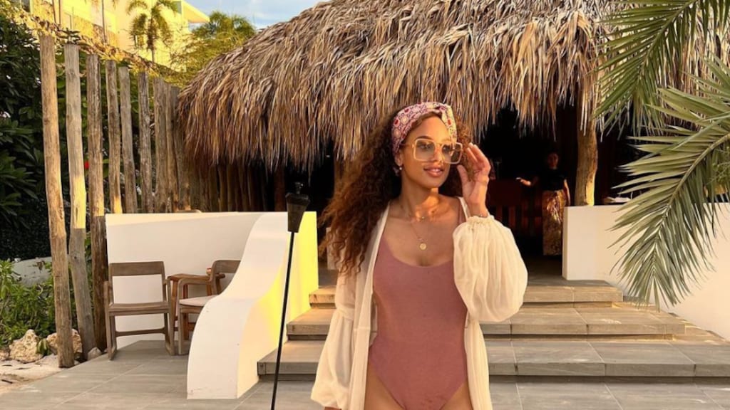 Eindelijk antwoord: woont Channah Koerten nu wel of niet op Curaçao?