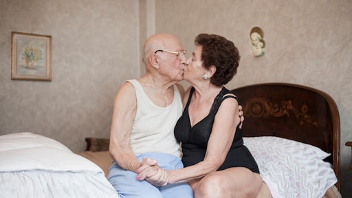 75-plussers hebben vaker seks, jongeren tot 25 jaar juist minder