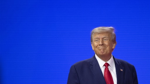 Trump verwacht dinsdag arrestatie, roept aanhang op tot protest