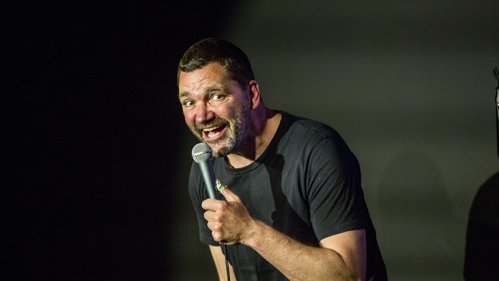 Theo Maassen stuurt peuter (3) weg bij show: 'Nog nooit meegemaakt'