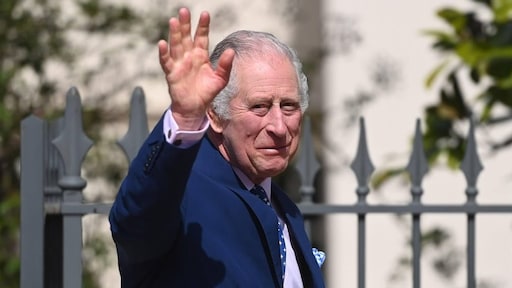 Charles vraagt Britten trouw te zweren tijdens kroning: 'Ik vind het raar'