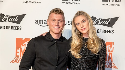 Jessie Jazz Vuijk laat babybuik zien in lingerie: 'Dag 101'