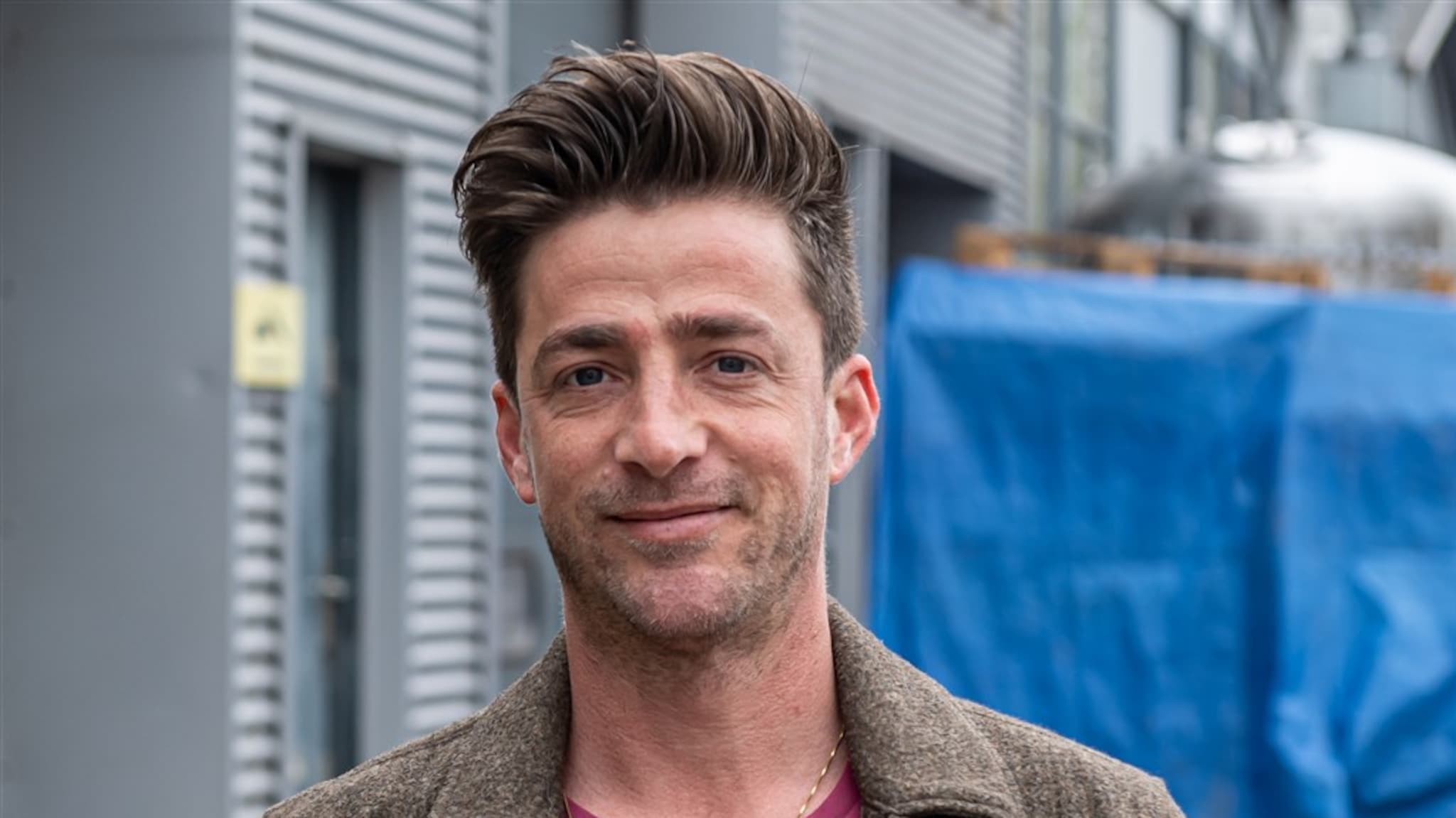 Nieuwe liefde Hugo Kennis zet hem in het op verjaardag RTL Boulevard RTL.nl Nieuwe liefde Hugo Kennis zet hem in het op verjaardag RTL Boulevard RTL.nl