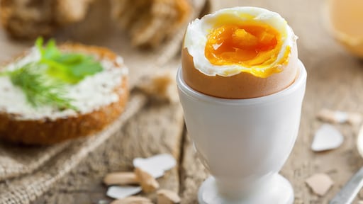 Vakantietip: zo kook je een perfect eitje in de waterkoker