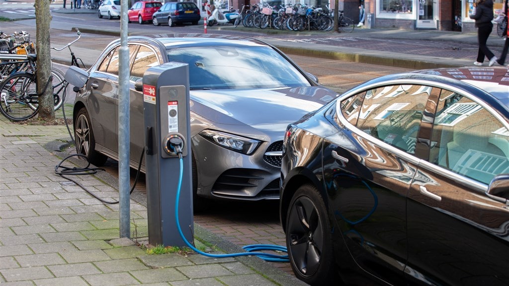 Klimaatpakket met 120 maatregelen: 690 miljoen voor elektrisch rijden