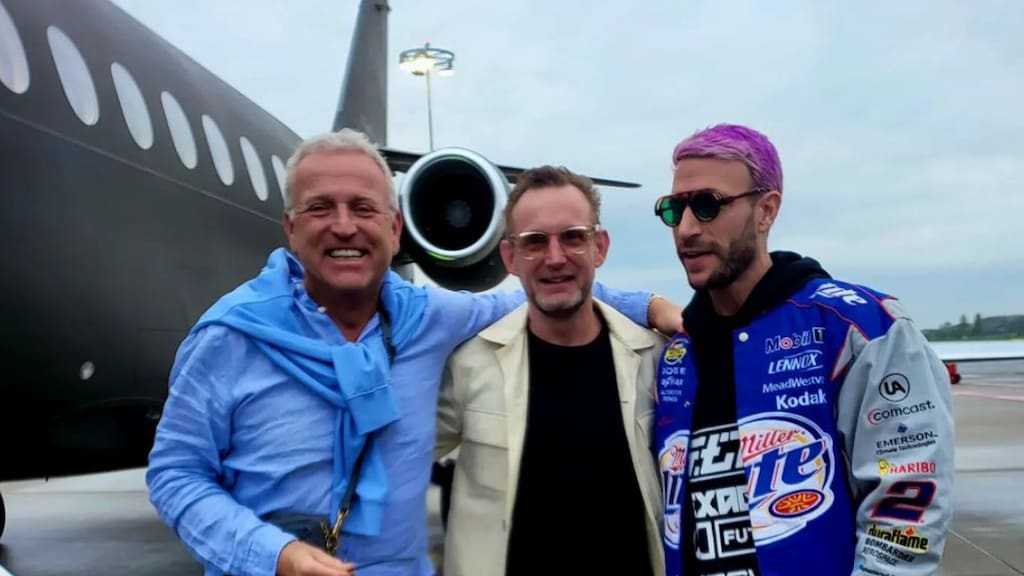 Gordon zet zorgen van zich af tijdens opening Formule 1-weekend in Baku