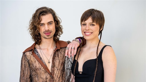 Zo klonken Mia en Dion bij de eerste repetitie in Liverpool