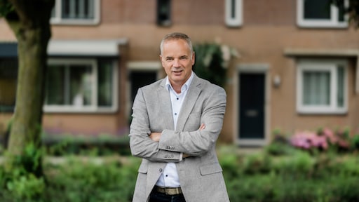 Alex van Kopen zonder Kijken over pleegouder zijn: 'Het is niet altijd makkelijk'