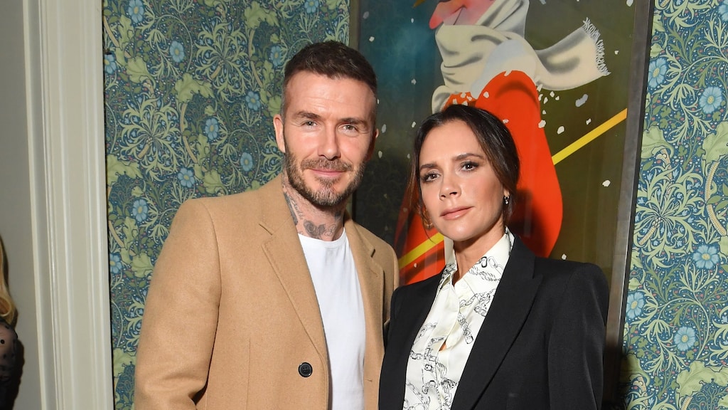 David en Victoria Beckham staan stil bij kroning Charles