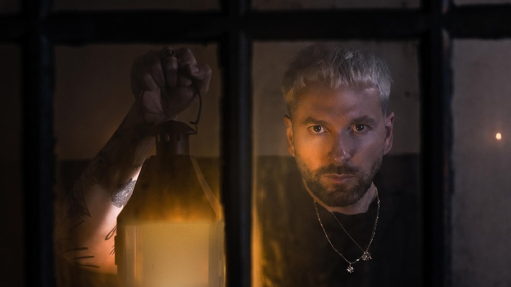 Sander Huisman deelt zoet filmpje van thuiskomst na De Verraders