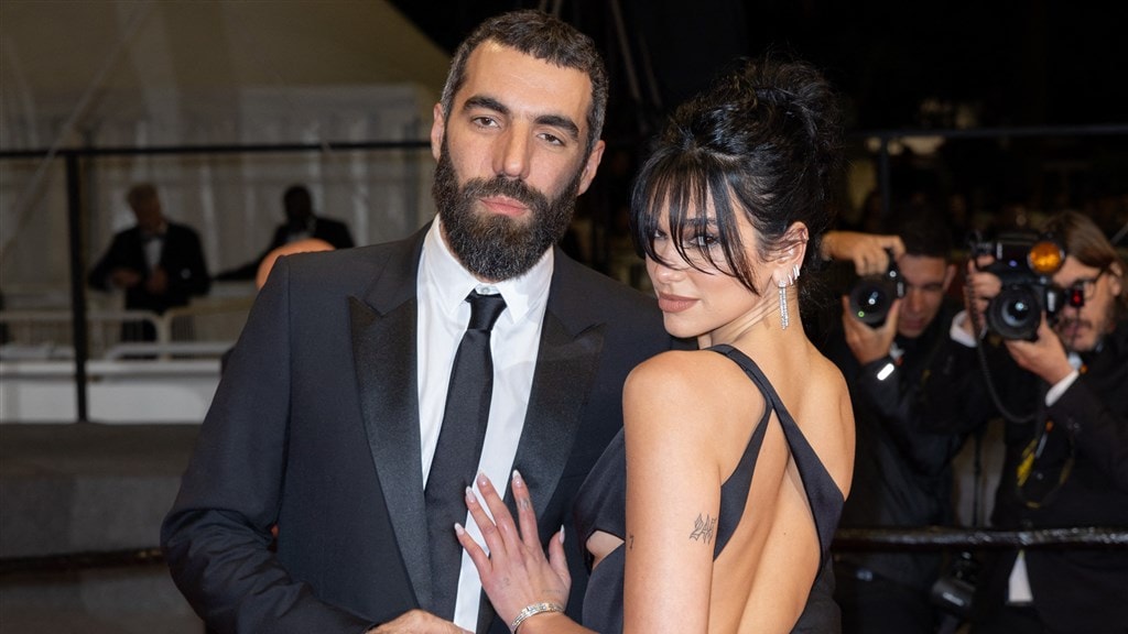 Dua Lipa bevestigt relatie met Franse regisseur (41)