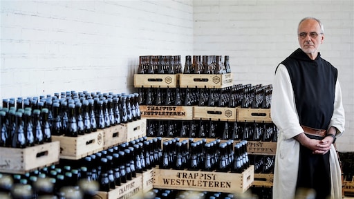 Monniken zijn illegale bierhandel zat: gewild Westvleteren komt bij de slijter