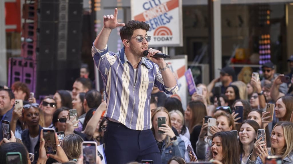 Mislukte gitaarsolo in 2016 was 'traumatisch moment' voor Nick Jonas