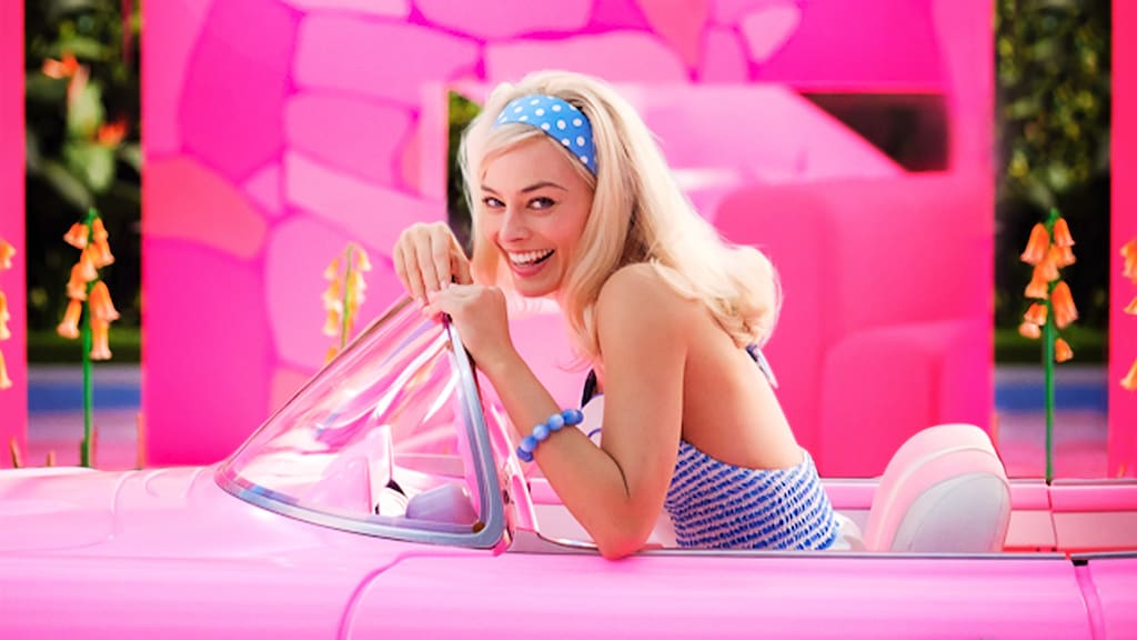 Life in plastic, it's fantastic! Slapen in Barbie-droomhuis nu mogelijk